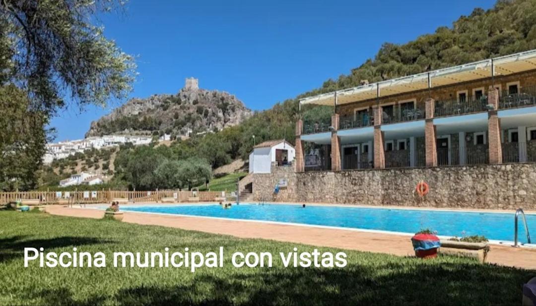 Casa Rural Candelas Zahara De La Sierra Exterior photo